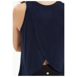 ATHLECIA - Women's Seaweed Top - Tank Top 13 ATHLECIA - Women's Seaweed Top - Tank Top -Armedangels Fashion Shop athlecia womens seaweed top tank top detail 6