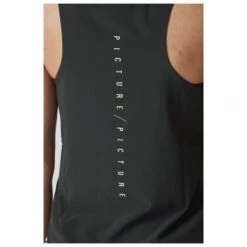 Picture - Women's Ice Flow Tech Tank - Tank Top 11 Picture - Women's Ice Flow Tech Tank - Tank Top -Armedangels Fashion Shop picture womens ice flow tech tank tank top detail 4