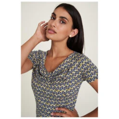 Tranquillo - Women's Gathered Neck Jersey-Shirt S/S -Armedangels Fashion Shop tranquillo womens gathered neck jersey shirt s s detail 5